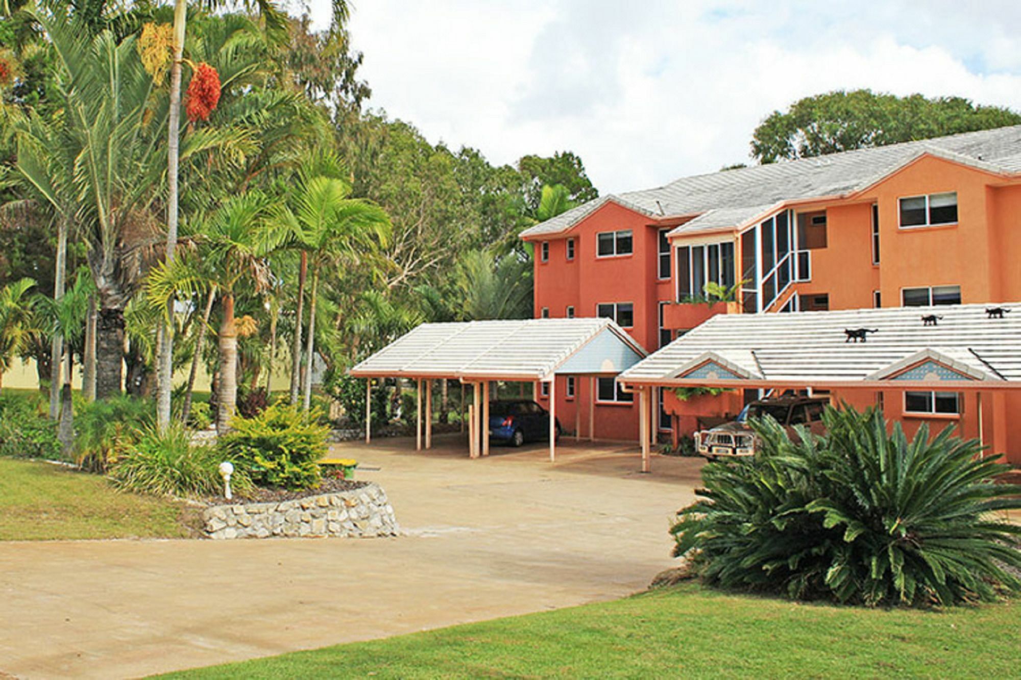 Rainbow Sands Resort Rainbow Beach Exterior photo